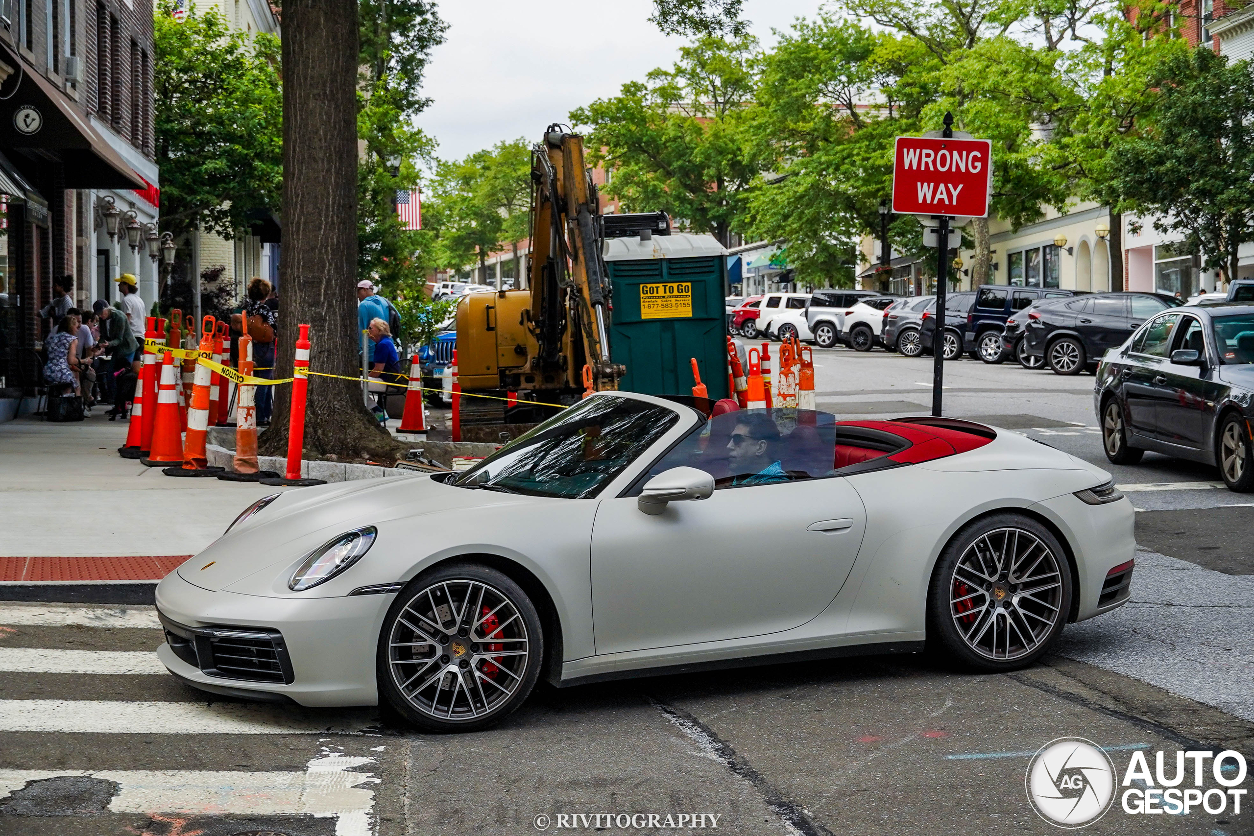 Porsche 992 Carrera 4S Cabriolet
