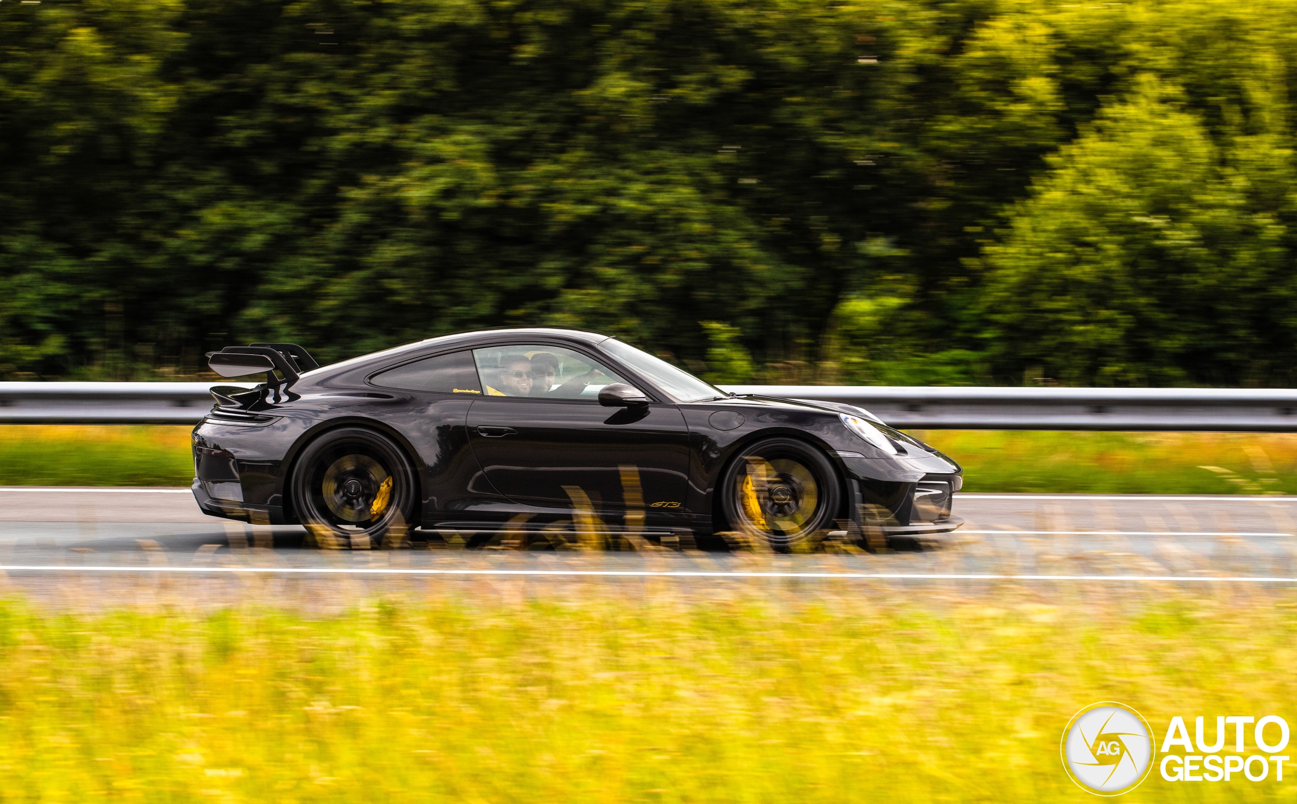 Porsche 992 GT3 MkII Weissach Package