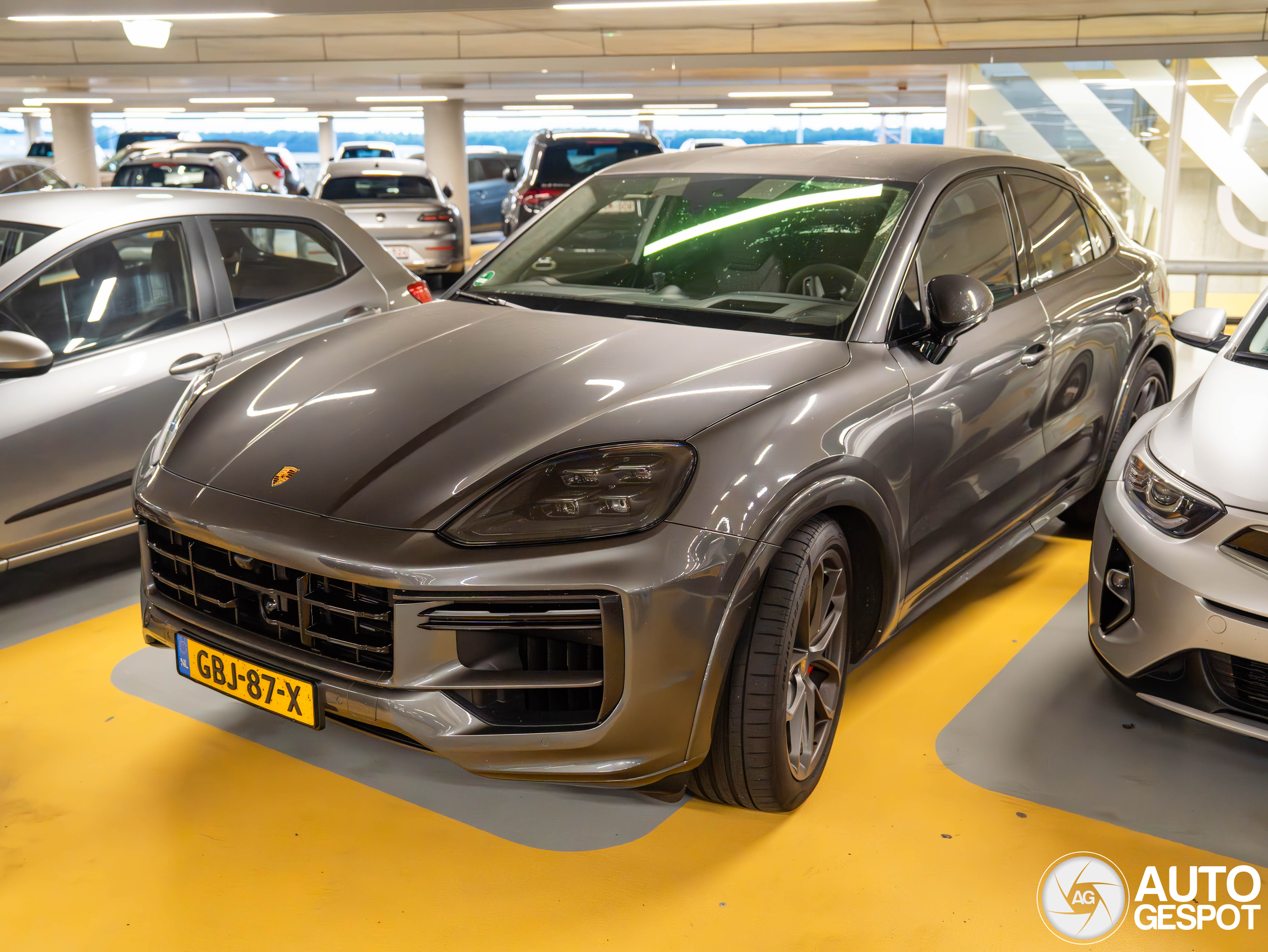 Porsche Cayenne Coupé Turbo E-Hybrid