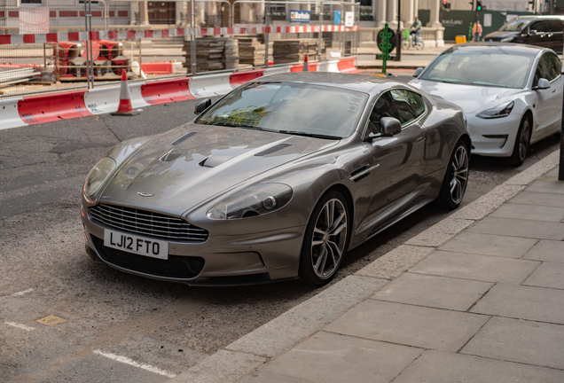 Aston Martin DBS