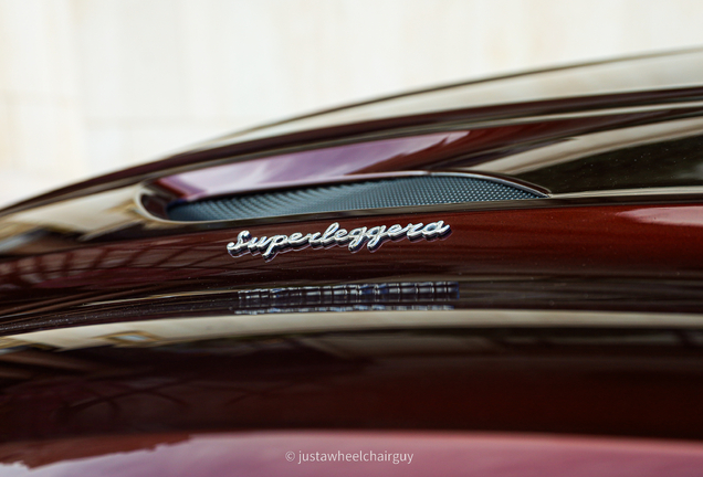 Aston Martin DBS Superleggera