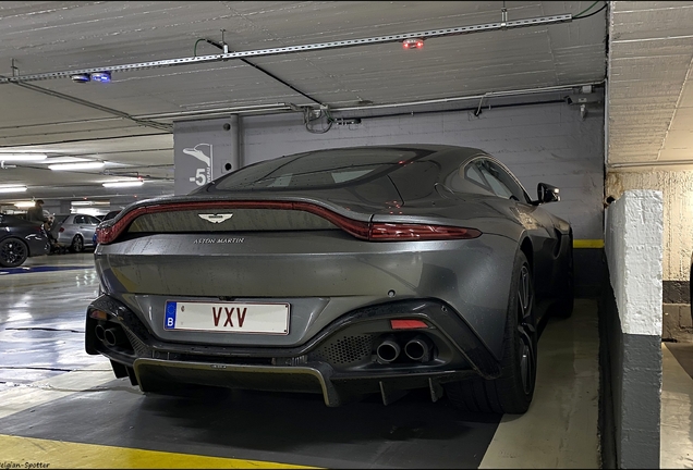 Aston Martin V8 Vantage 2018