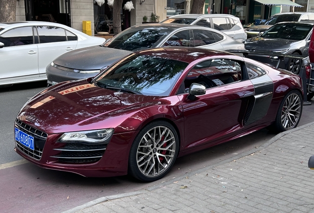 Audi R8 V10