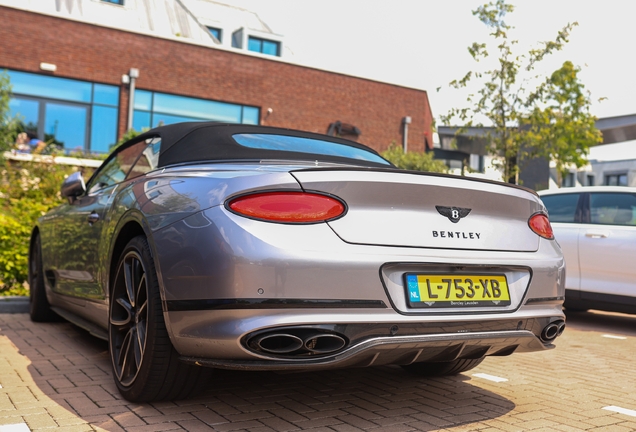 Bentley Continental GTC V8 2020