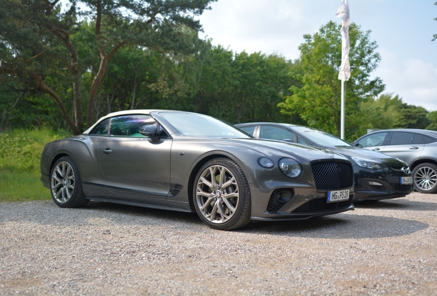 Bentley Continental GTC V8 S 2023