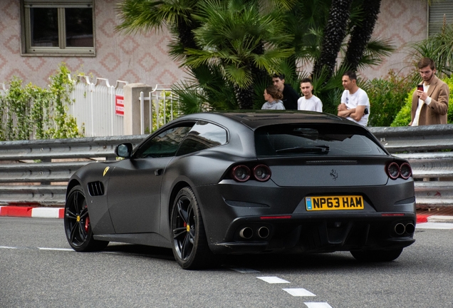 Ferrari GTC4Lusso
