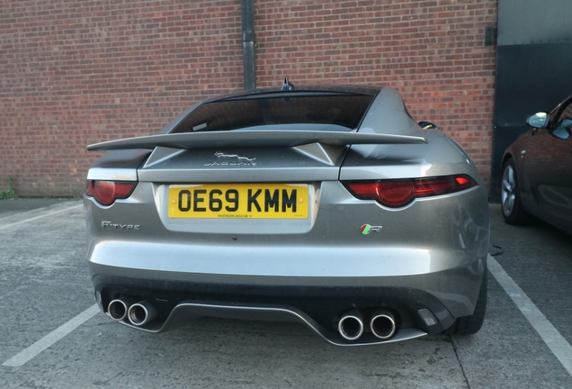 Jaguar F-TYPE R Coupé 2017