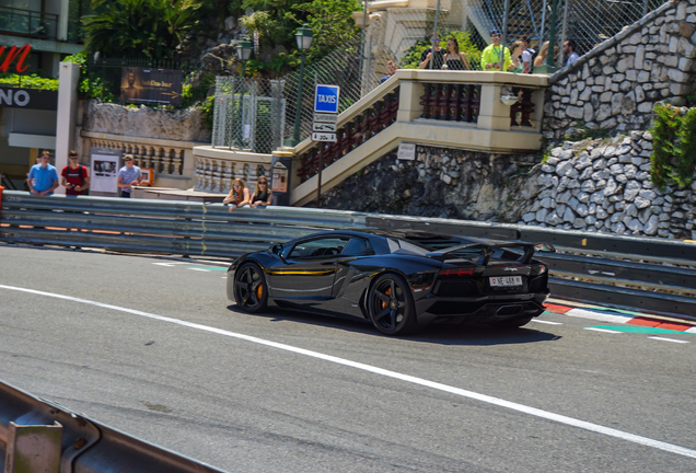 Lamborghini Aventador LP700-4