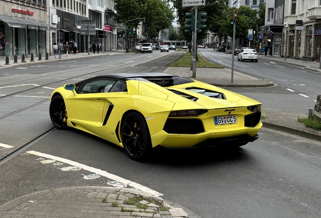 Lamborghini Aventador LP700-4 Roadster