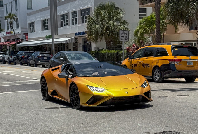 Lamborghini Huracán LP610-2 EVO RWD Spyder