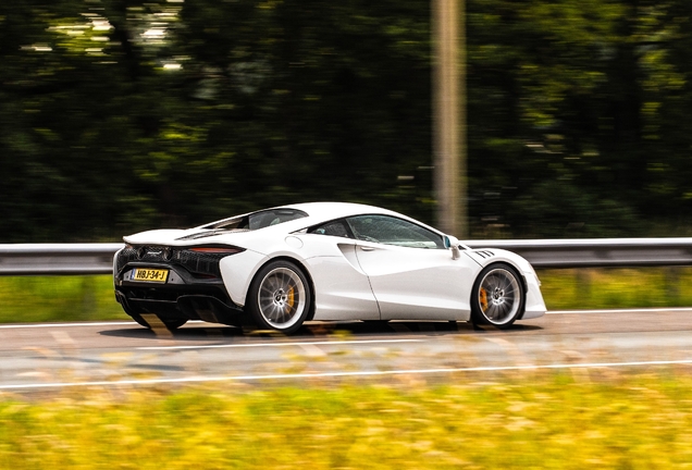 McLaren Artura