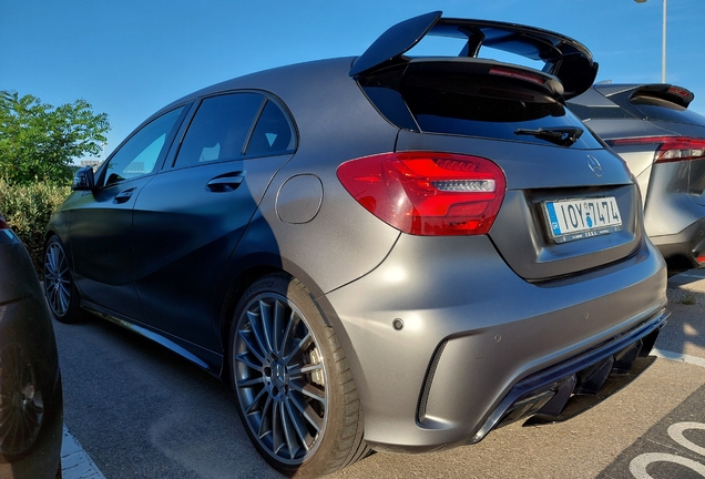 Mercedes-AMG A 45 W176 2015