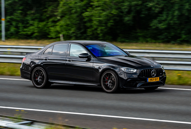 Mercedes-AMG E 63 S W213 2021