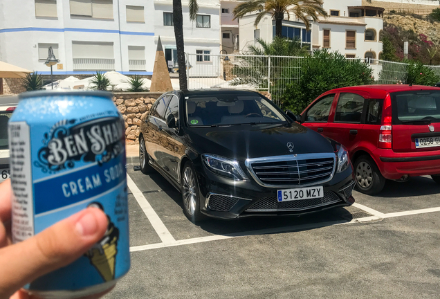 Mercedes-Benz S 65 AMG V222
