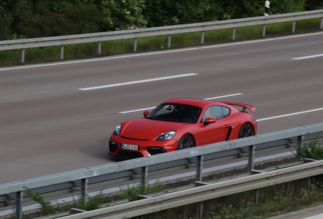 Porsche 718 Cayman GT4