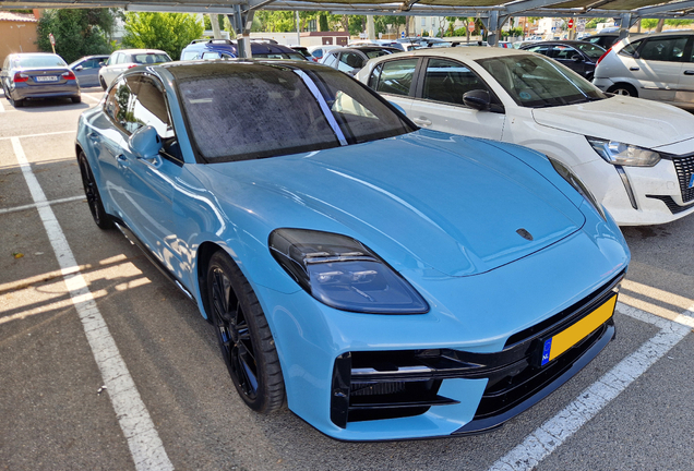 Porsche 972 Panamera Turbo S E-Hybrid