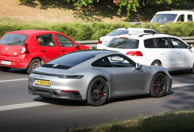 Porsche 992 Carrera GTS