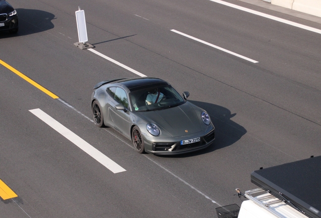 Porsche 992 Carrera GTS