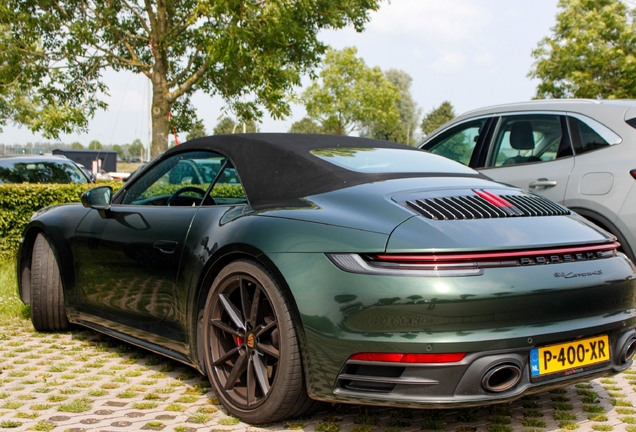 Porsche 992 Carrera 4S Cabriolet