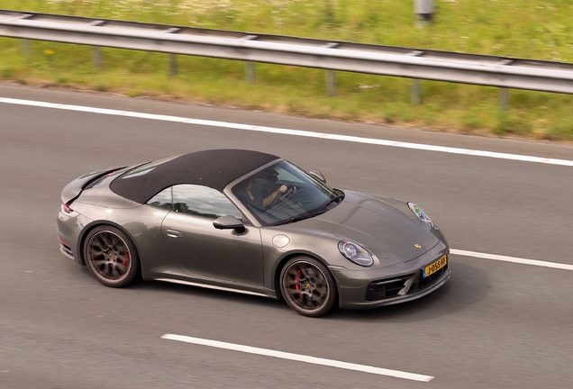 Porsche 992 Carrera S Cabriolet