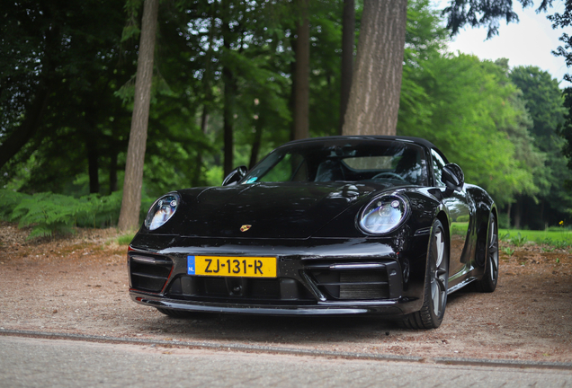 Porsche 992 Carrera S Cabriolet