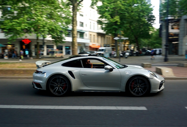 Porsche 992 Turbo