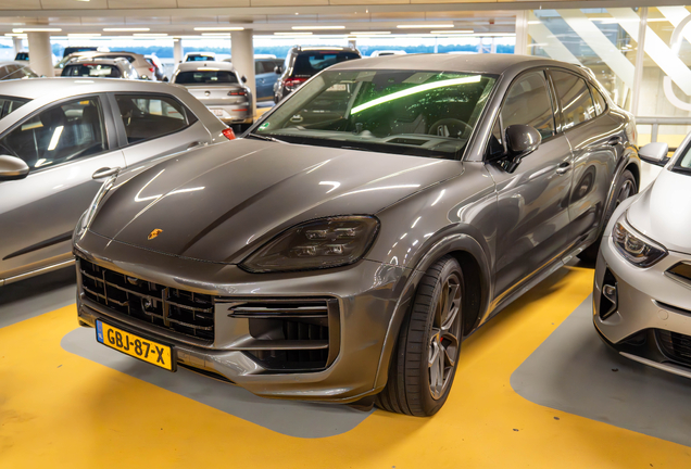Porsche Cayenne Coupé Turbo E-Hybrid