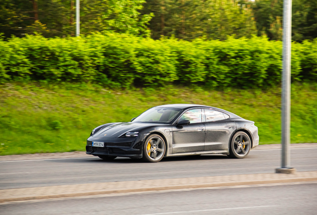 Porsche Taycan Turbo S