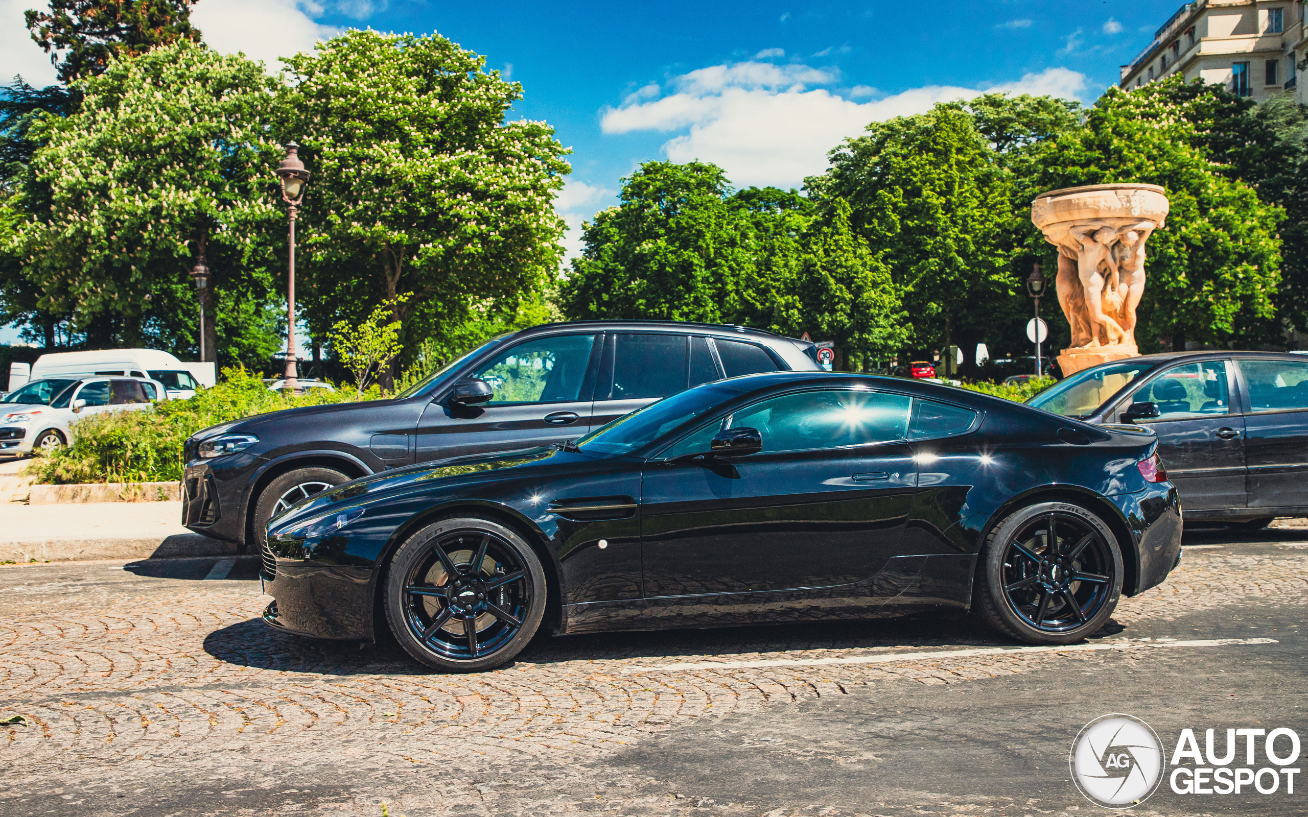 Aston Martin V8 Vantage