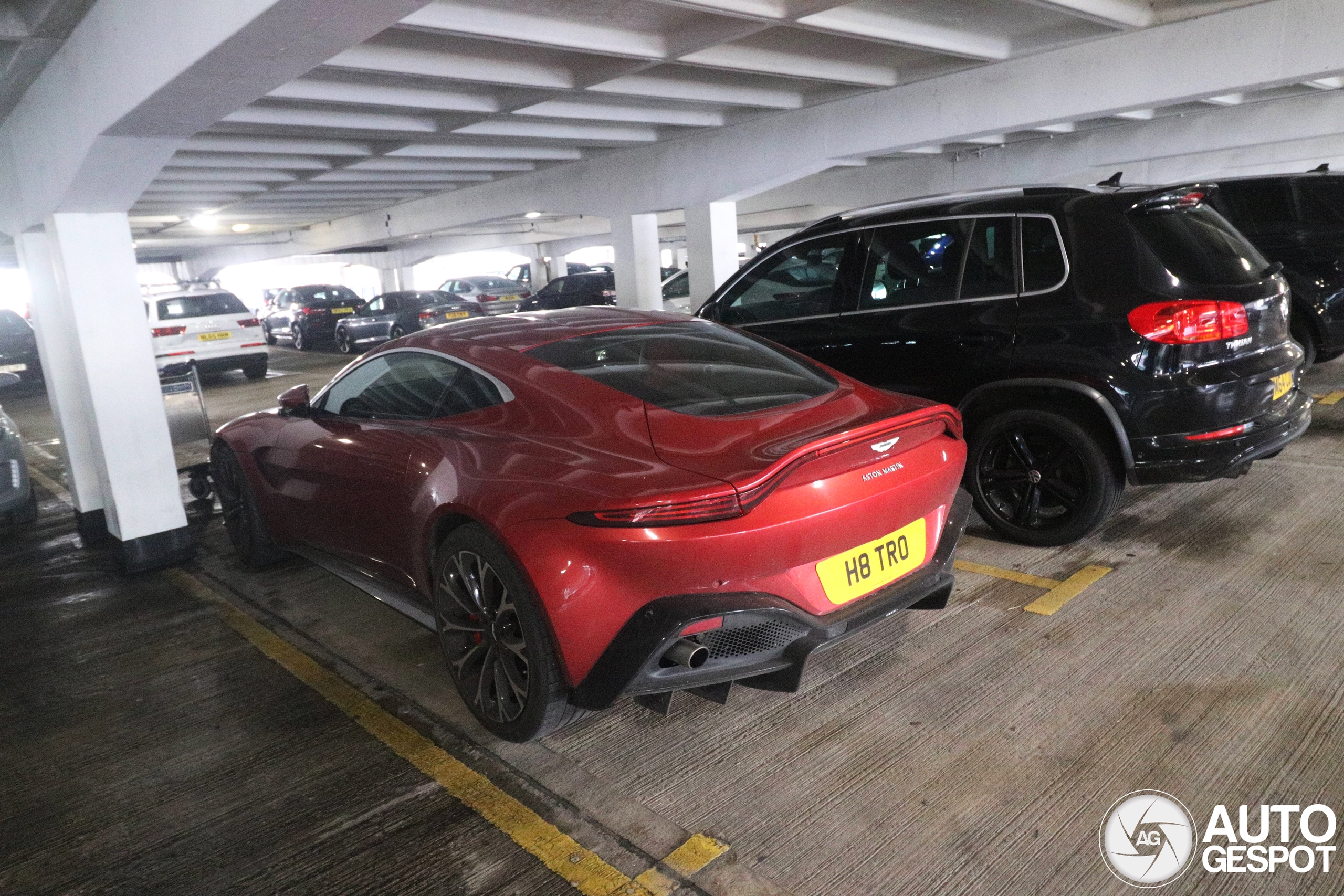Aston Martin V8 Vantage 2018