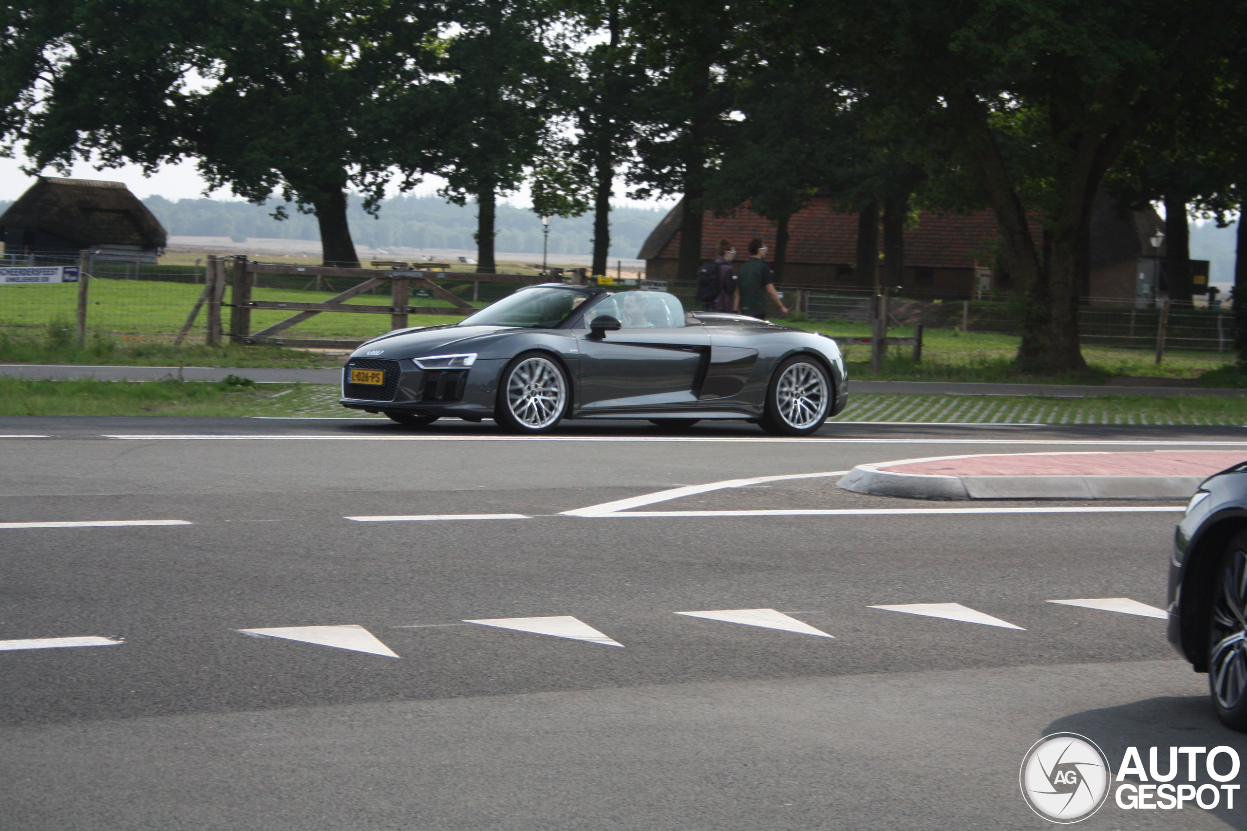 Audi R8 V10 Spyder 2016