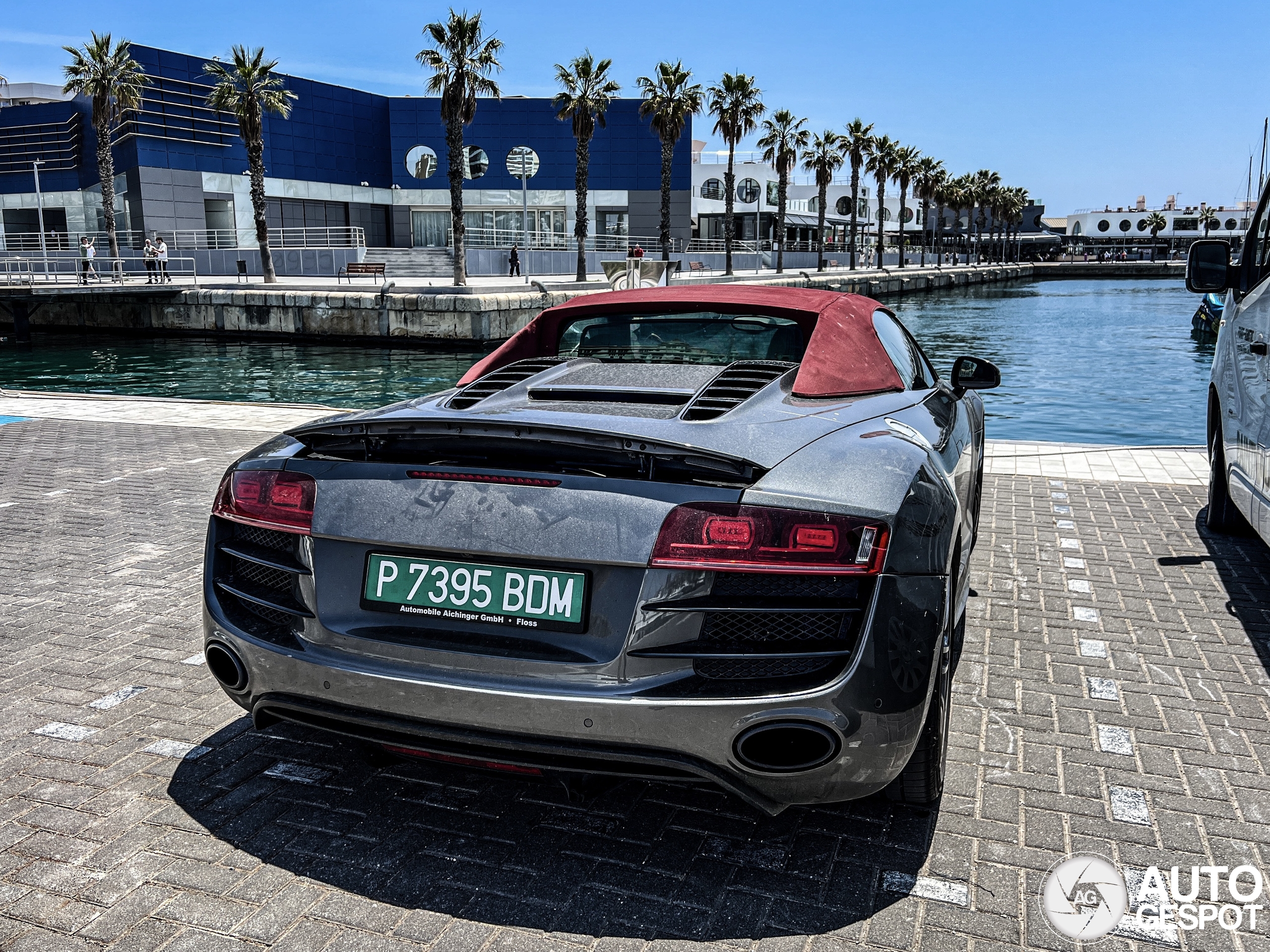 Audi R8 V10 Spyder