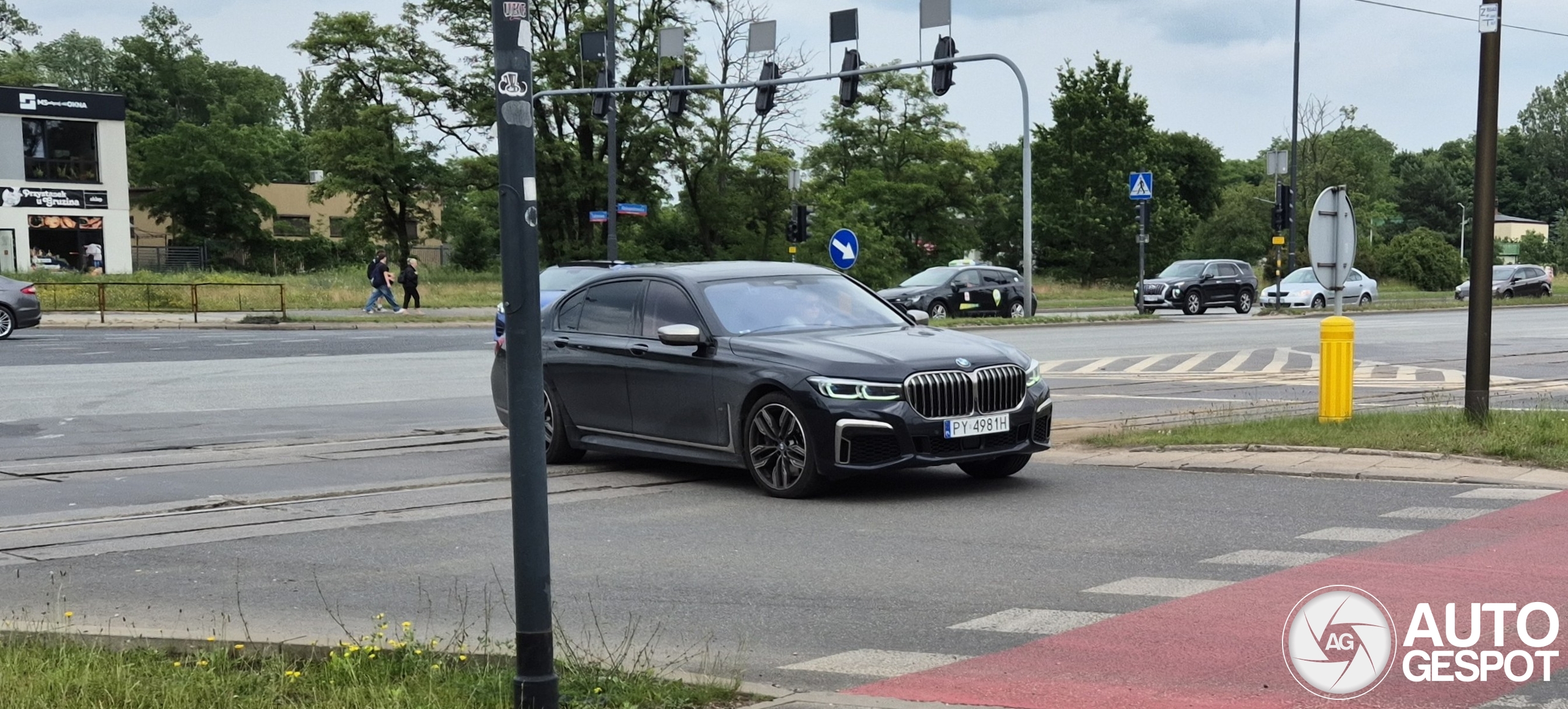BMW M760Li xDrive 2019 Final Edition