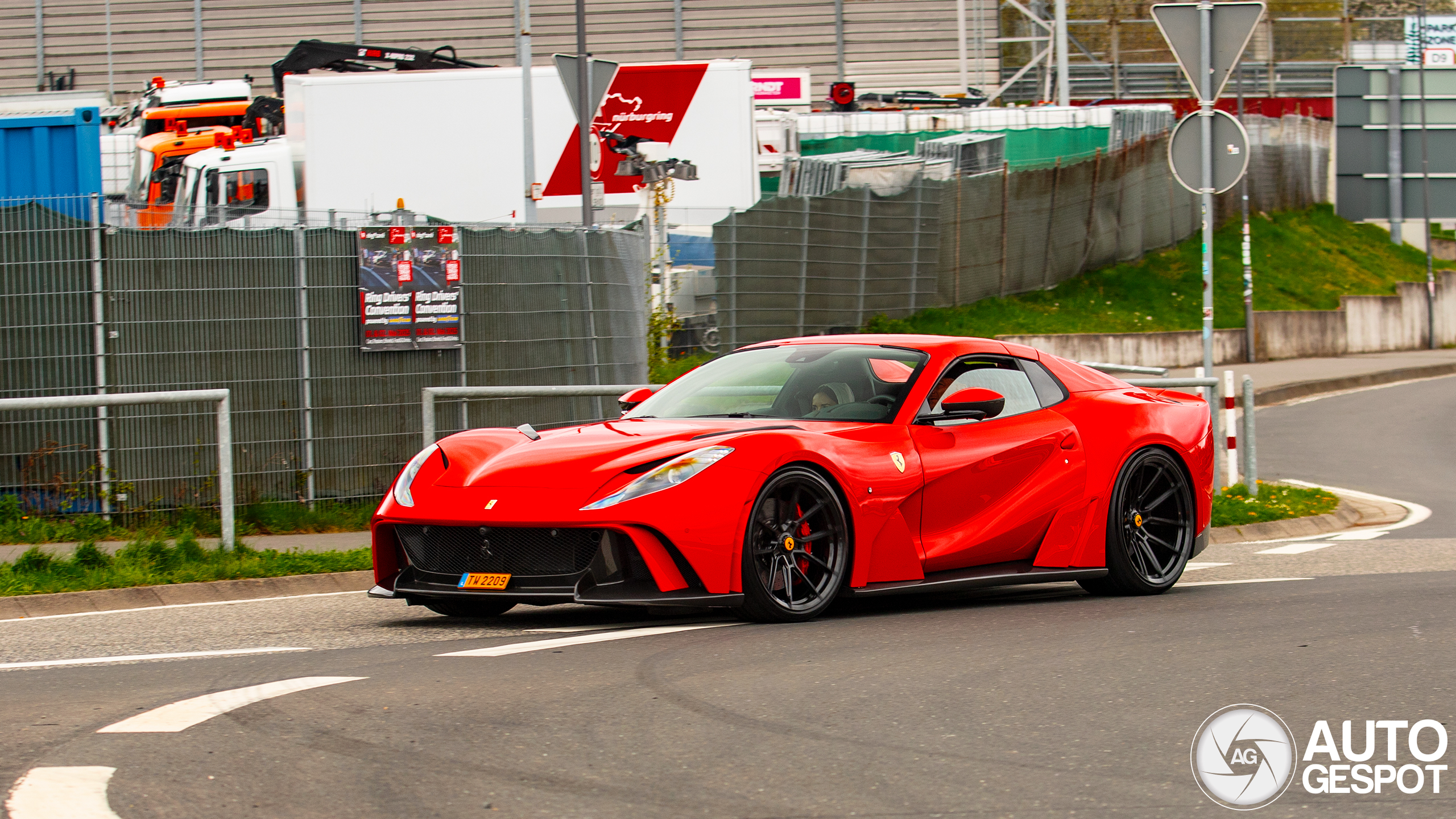 Ferrari 812 GTS Novitec Rosso N-Largo in Nürburg