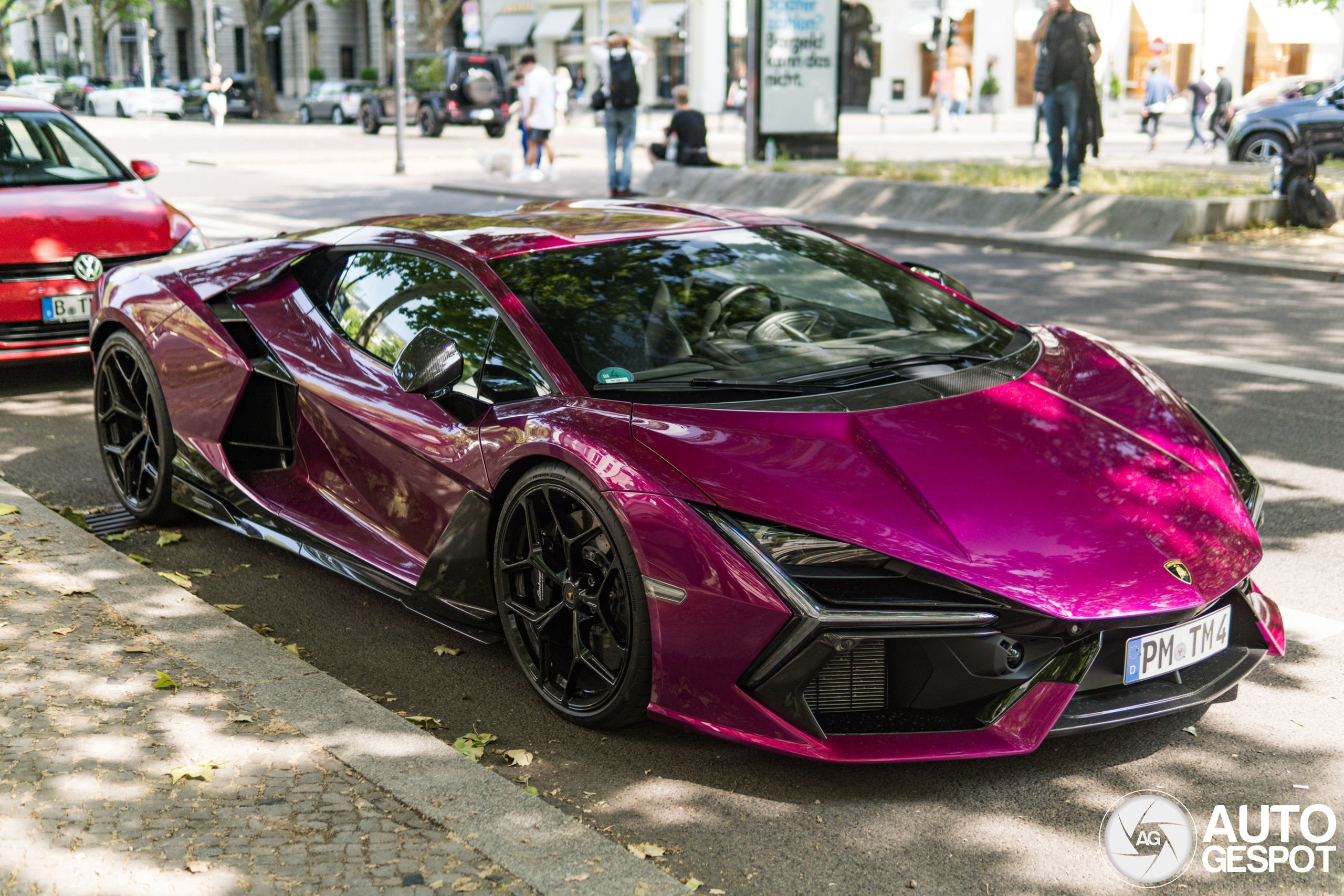 Lamborghini Revuelto