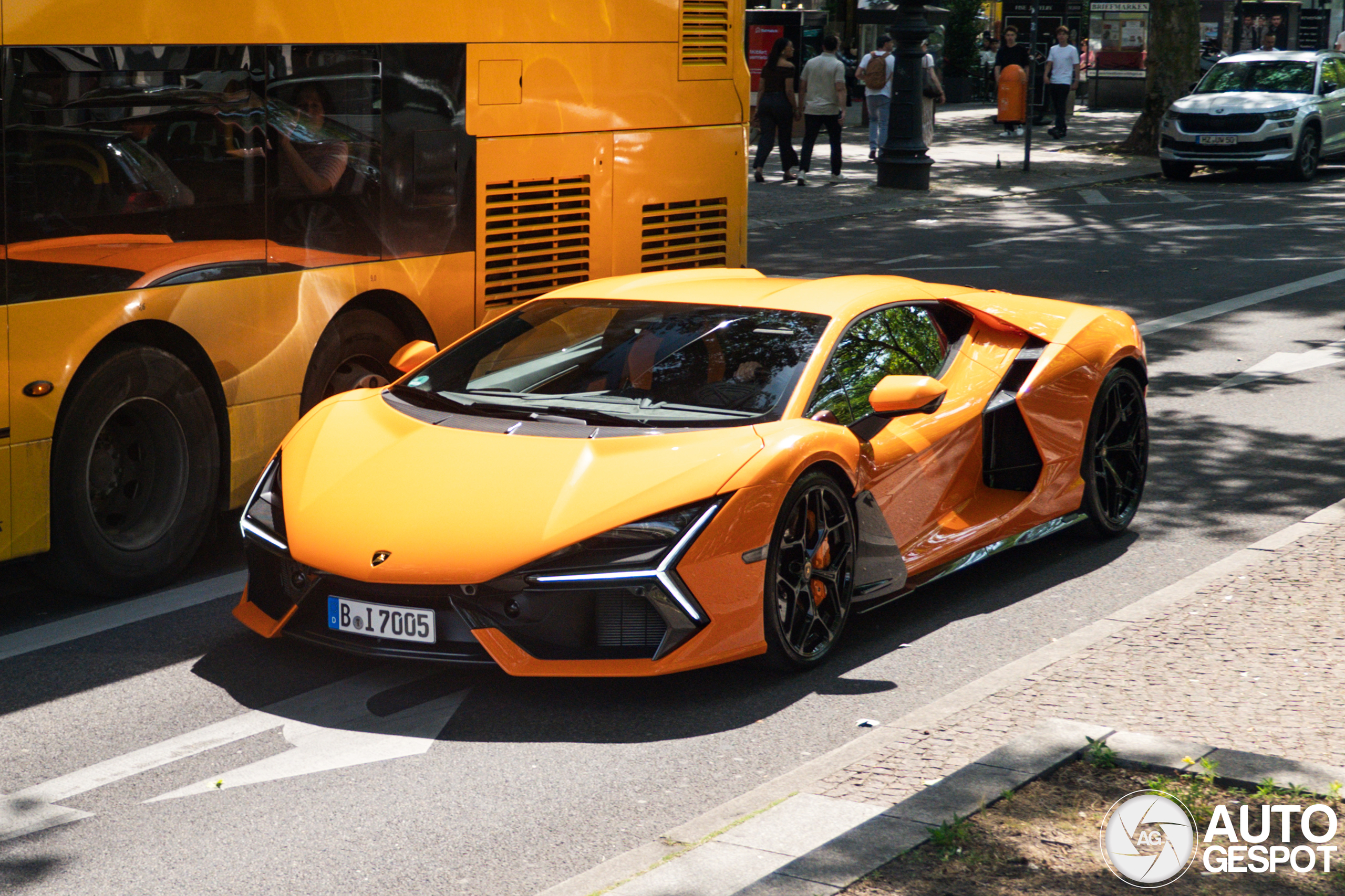 Lamborghini Revuelto