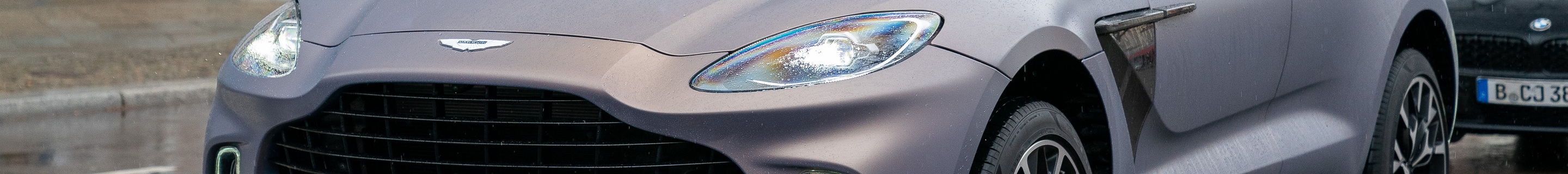 Aston Martin DBX
