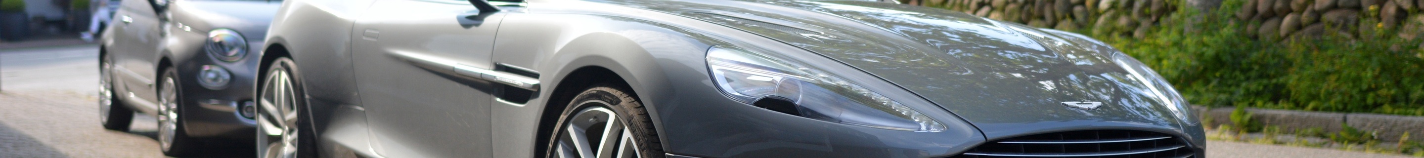 Aston Martin Vanquish 2013