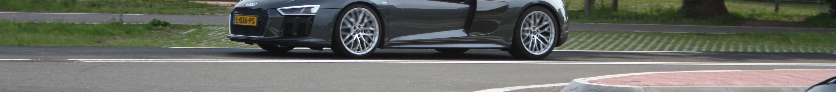 Audi R8 V10 Spyder 2016