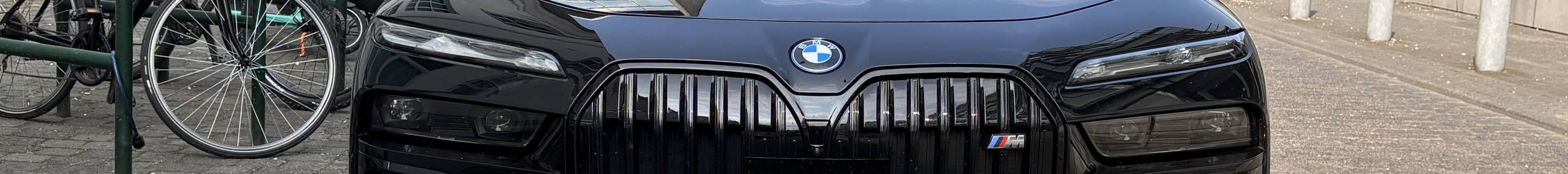 BMW M760e xDrive
