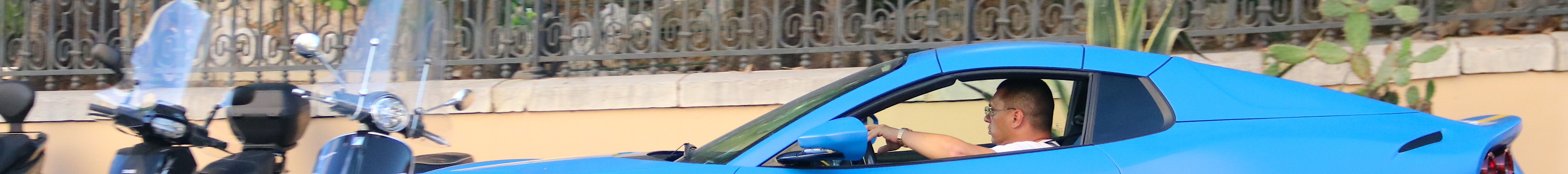 Ferrari 812 GTS
