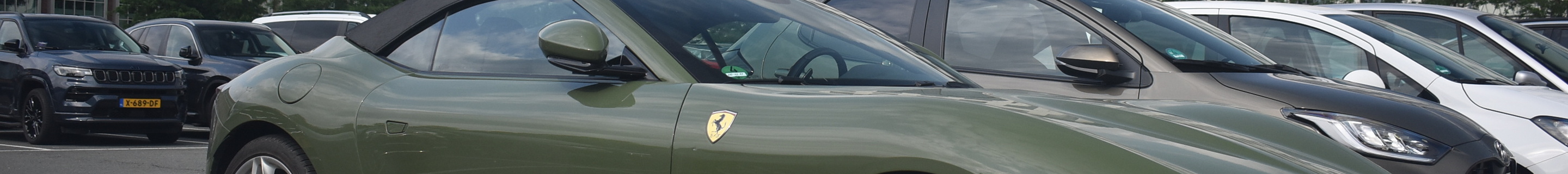 Ferrari Roma Spider
