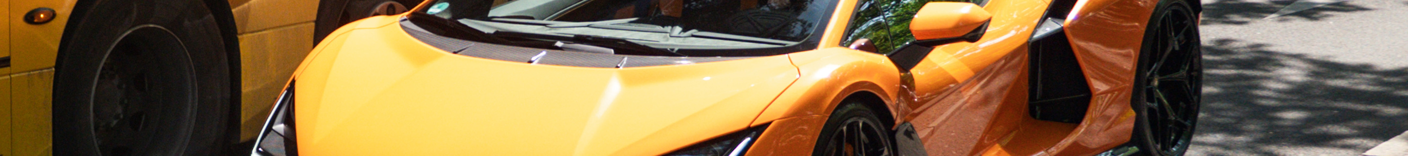 Lamborghini Revuelto