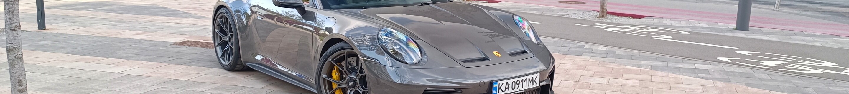 Porsche 992 GT3 Touring