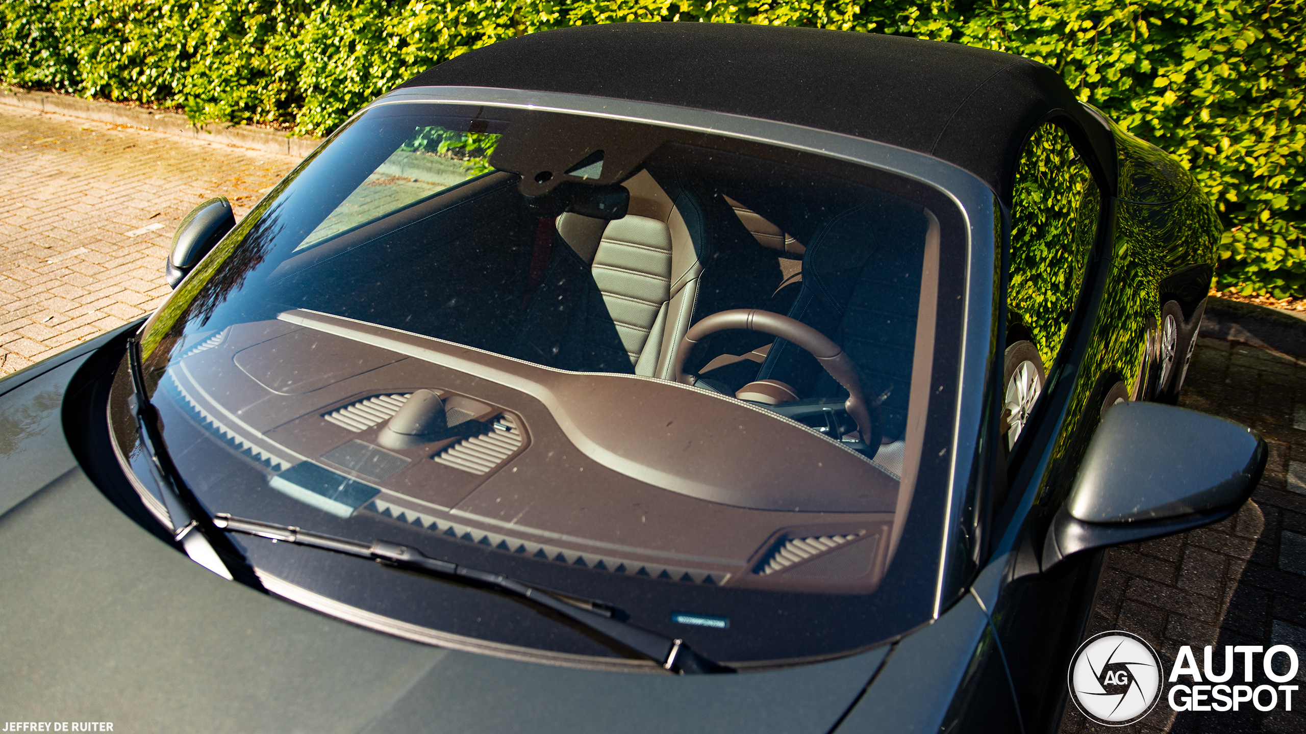 Porsche 992 Carrera 4 GTS Cabriolet