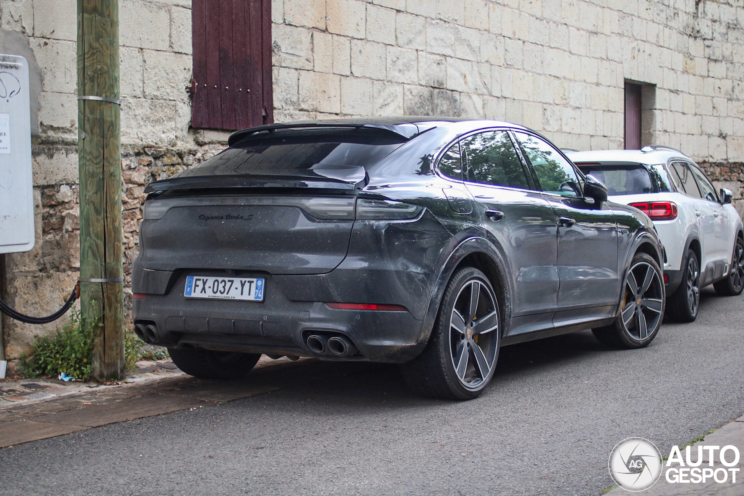 Porsche Cayenne Coupé Turbo S E-Hybrid