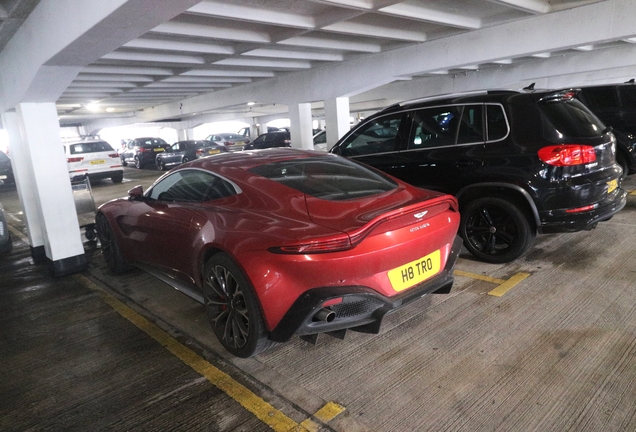 Aston Martin V8 Vantage 2018