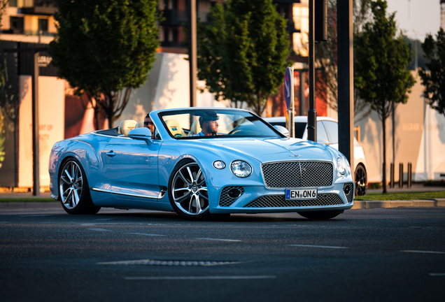 Bentley Continental GTC 2019