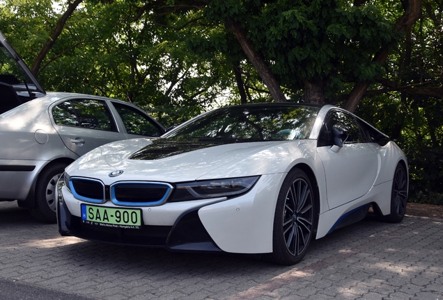 BMW i8 2018