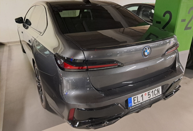 BMW M760e xDrive